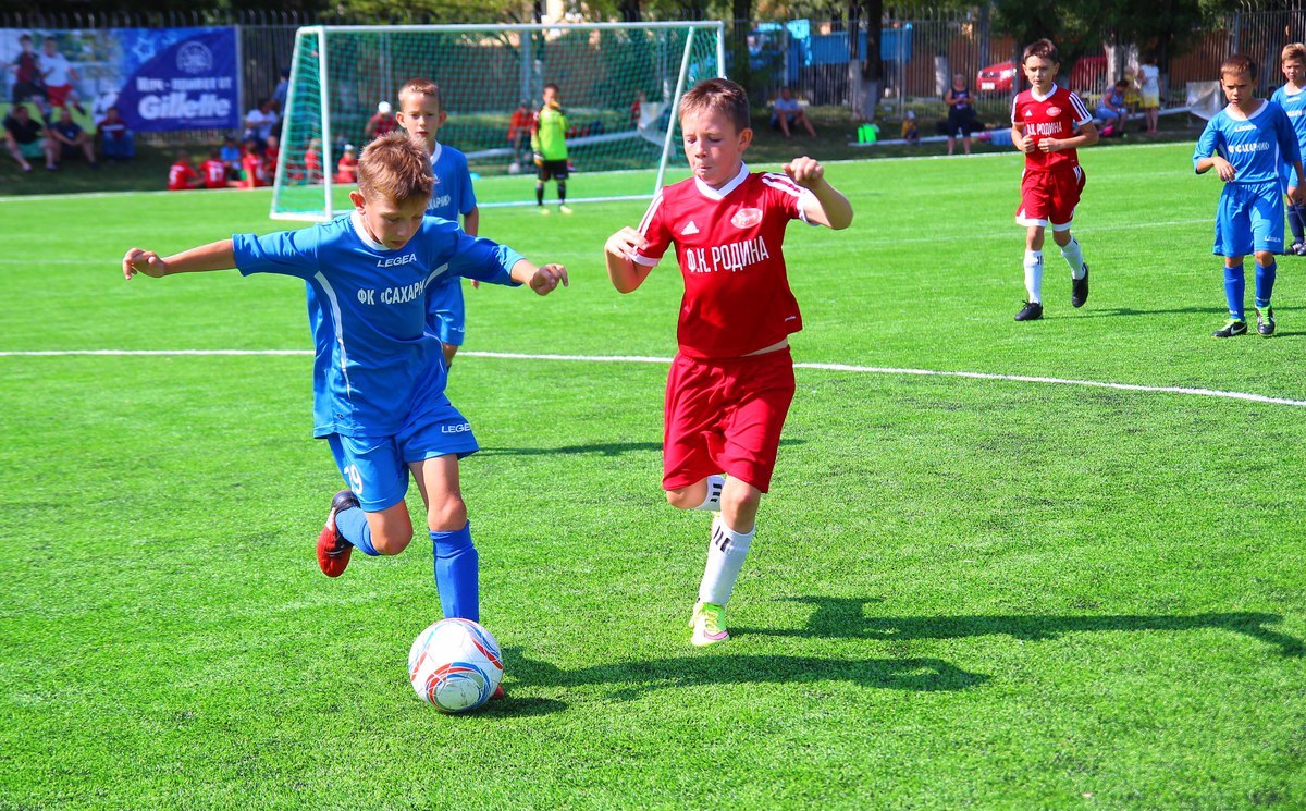 Открытое первенство Изобильненского округа по футболу среди взрослых и детей.